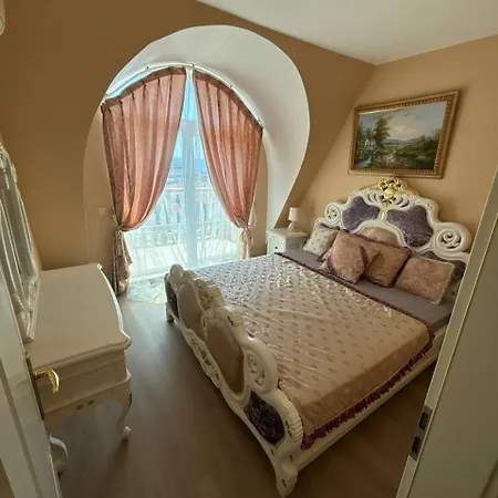Amore Apart Apartments 아파트 *